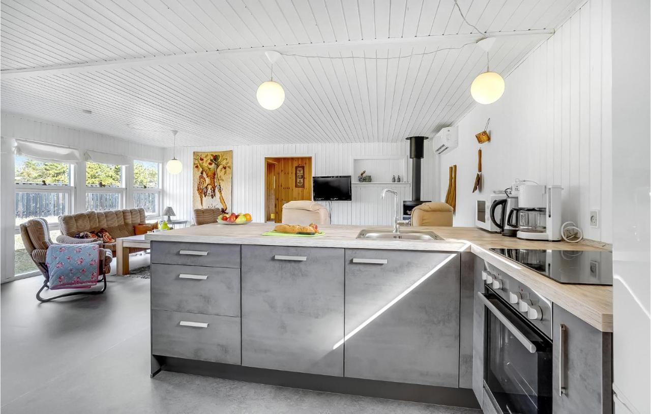 Beautiful Home In Hals With Kitchen Ngoại thất bức ảnh